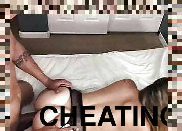 Cheating MILF creampied