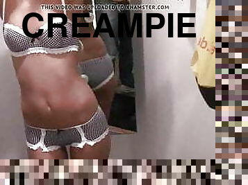 Ficken.. bei H&amp;M! Sie laesst Creampie in Slip laufen!