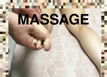 Boyfriend gave me a foot massage before sex