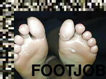 Footjob 