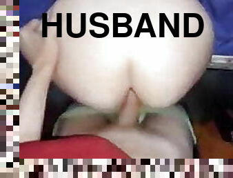  husband eating wife on all fours