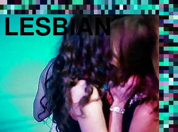 lesbisk, massasje, bdsm, trekant, kyssing, engel, biseksuell, brunette, tattoo