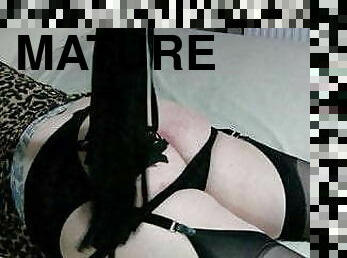 cur, travestit, amatori, matura, milf, bdsm, negru, cuplu, fundulet, ciorapi