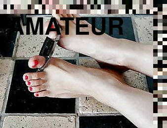 femme, amateur, maison, bdsm, esclave, pieds, fétiche, orteils