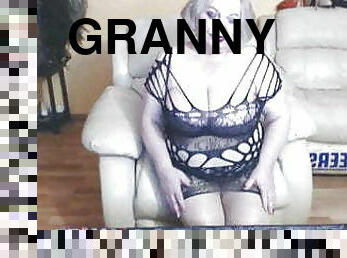 Horny granny flash 2