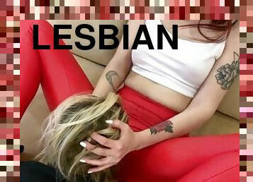 vagina-pussy, lesbian-lesbian, budak, berciuman, tidak-biasa, wanita-simpanan, dominasi, dominasi-perempuan-dalam-sex, kulit