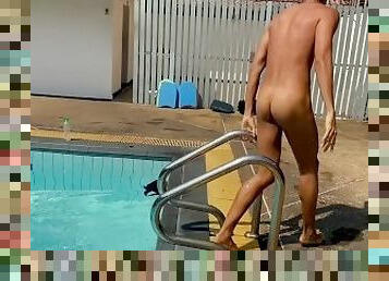 asiatique, masturbation, en-plein-air, public, amateur, mature, ejaculation-sur-le-corps, gay, piscine, attrapée