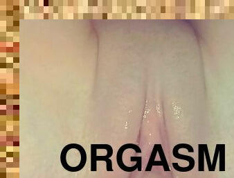 REAL ORGASM SQUIRTING