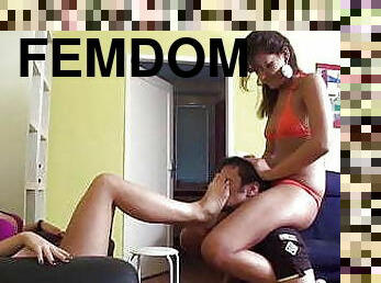 gambarvideo-porno-secara-eksplisit-dan-intens, bdsm-seks-kasar-dan-agresif, budak, kaki, berambut-pirang, fetish-benda-yang-dapat-meningkatkan-gairah-sex, wanita-simpanan, dominasi, berambut-cokelat, dominasi-perempuan-dalam-sex