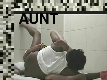 Desi aunty fucking long show