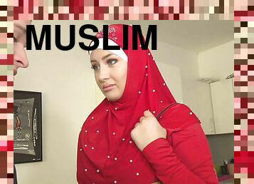 Cayla Lyons & Max Dior in Guy Punishes His Tardy Muslim Girlfriend - Porncz