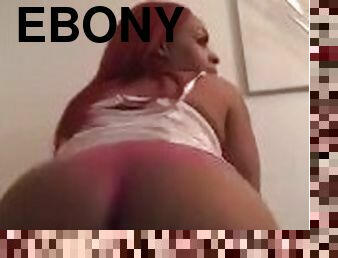 Big booty ebony twerk