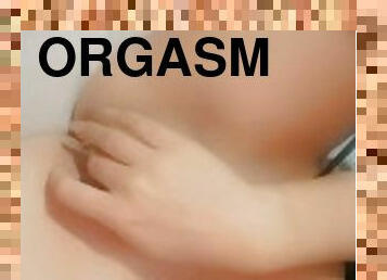 Pleasure myself till I orgasm ????