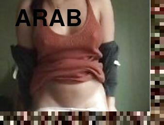 ???? ?????? ????? ????? ??????? / Arabic girl recording video for her BF