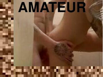 imbaiere, masturbare-masturbation, nevasta, amatori, muie, pula-imensa, laba, adanc-in-gat, dus, tatuaj