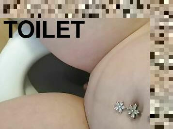 culo, tetas-grandes, meando, preñada, coño-pussy, amateur, babes, baño, fetichista, a-solas