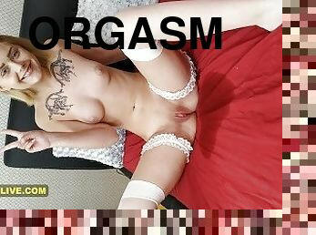 orgasmi, fichette, schizzi-di-umore, rapporti-anali, eruzioni-di-sperma, giovanissime, hardcore, pornostar, prima-volta, bionde