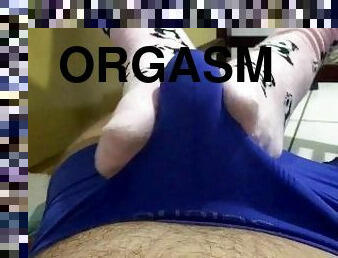 orgasmo, pies, bragas, corrida, mona, fetichista, con-los-pies, sexo-con-ropa, ropa-interior