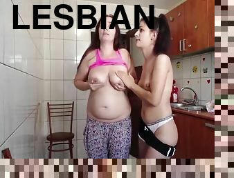 ציצי-גדול, חובבן, לסבית-lesbian, לטינית, שמנמן, לעשות-עם-האצבע, מטבח, מצלמת-אינטרנט, שחרחורת, קעקוע