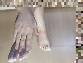 Sexy beautiful girl Feet oil