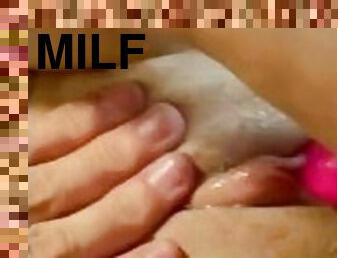 masturbaatio, orgasmi, pillu-pussy, amatööri, milf, lelu, pari, soolo, lähikuva, ruskeaverikkö