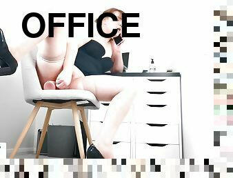 Real Office Slut Dps Herself Between Taking Client Calls