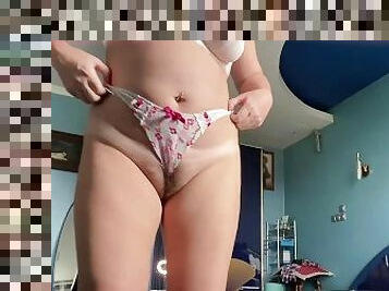 paroasa, pasarica, amatori, milf, grasana, chilotei, fetish, sutien, atata, tanga