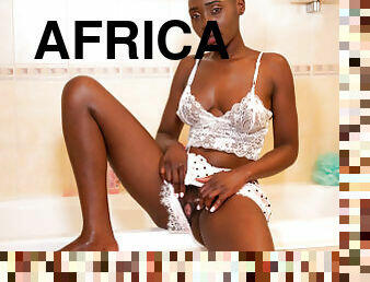 fürdőkádban, spriccelés, ébenfekete, játékszer, zuhanyozás, szólóban, afrikai, valóságshow