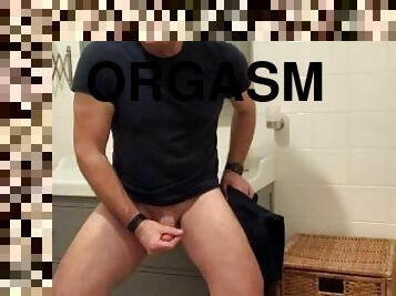 bagno, papà, masturbarsi, orgasmi, amatoriali, eruzioni-di-sperma, gay, masturbazione, mutandine, sperma