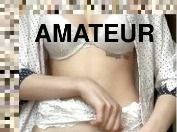 masturbarsi, orgasmi, amatoriali, ragazze-giovani, giovanissime, giocattoli, seghe, sadismo-e-masochismo, biancheria-intima, solitari