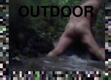 1986-08 / Doing it outdoors - wanking in a thunderstorm