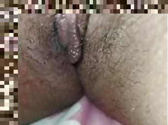 clitoris-bagian-atas-vagina-paling-sensitif, mastubasi, orgasme, vagina-pussy, amatir, cumshot-keluarnya-sperma, remaja, seorang-diri, realitas