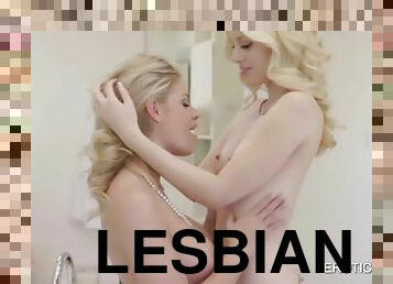 Classy blondes have lesbian fun