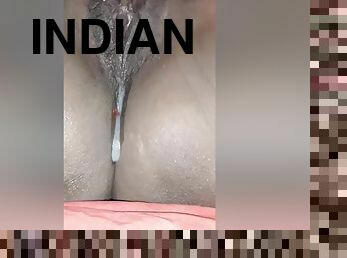 Indian College Bhabhi Ki Tight Chut Se Cream Nikal Rha H