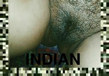 Pyaasi Indian Bengali Bhabhi Apne Chut Ki Pyas Bujhayi