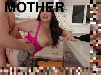 Mother Daughter Double Hitter – Part 2 - Tokyo Leigh