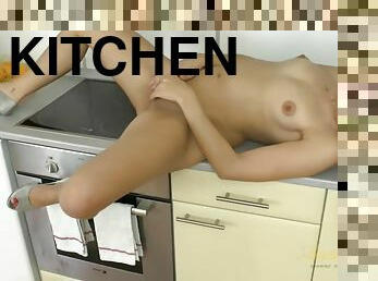 Angel Diamonds Masturbates In The Kitchen