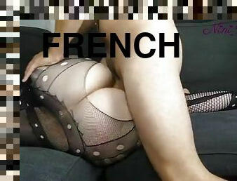 I finger that huge ass of a French pawg in sexy lingerie!