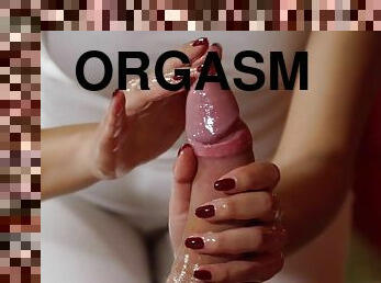Deep sensual orgasm for Asian Czech masseuse babe Paula Shy