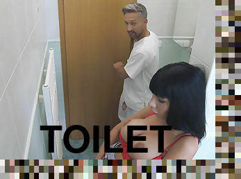 culi, tettone, dottori, cazzi-enormi, hardcore, sgualdrine, toilette, tettone-busty, ospedale, brunette