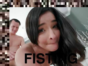 fisting, orgasm, pasarica, nebuna, cu-degetelul, maurdara, fantezie, simpatica, oral, brutal