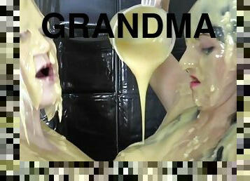 nagymell, nagymama, érett, nagyi, leszbikus, játékszer, harisnyában, brit, orális
