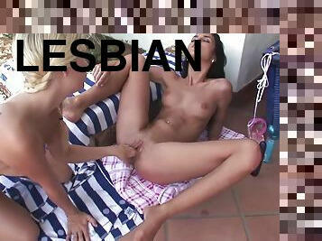 Jana Foxy and Nella Pastime lesbians