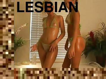 lesbians in bikini - Amateur Porn