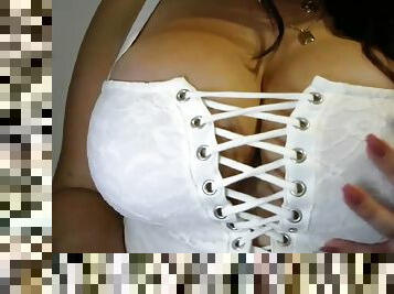 culo, tetas-grandes, pezones, amateur, primera-persona, natural, webcam, a-solas, morena, cubana