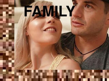 Family Fun Scene 1 1 - RealityJunkies