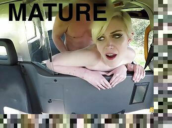 Mature guy creampies flirtatious student Daisy Delicious in the car