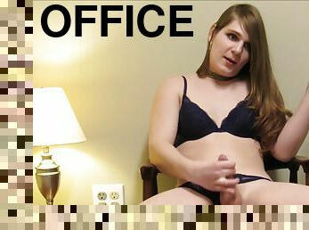 Jasmine Jett in Office Surprise - Amateur T-Girl Webcam