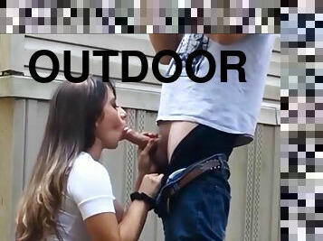 Stunning Darkhair Teenage Worships A Big Knob In The Outdoors - Blowing Off