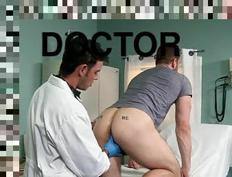 Muscle doctor anal sex and cumshot